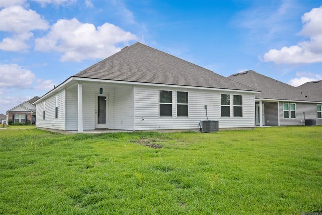 12937 Bay Leaf Dr, Denham Springs, LA 70706