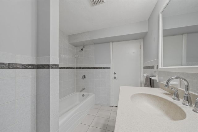 1 Salem Street B2, Wakefield, MA 01880