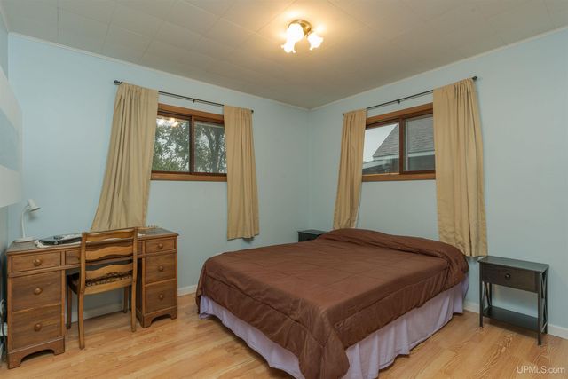 106 3rd Street, Alpha, MI 49902