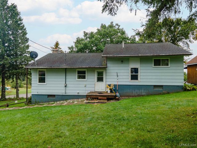 106 3rd Street, Alpha, MI 49902