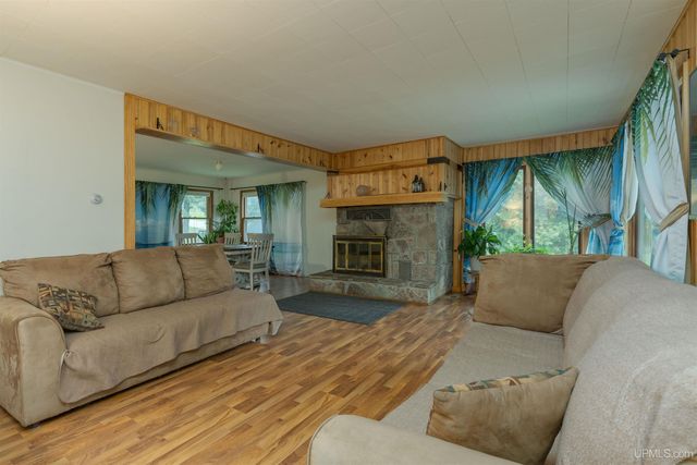 106 3rd Street, Alpha, MI 49902