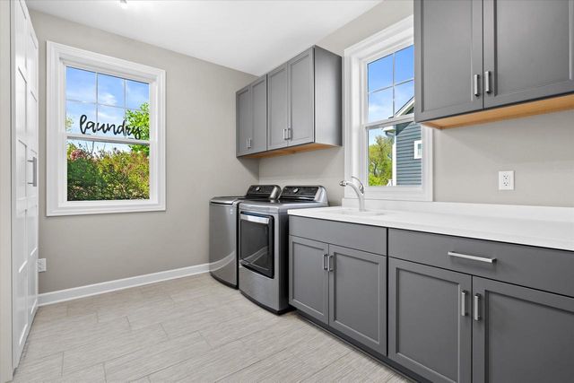 N82W5028 Tern TERRACE, Cedarburg, WI 53012