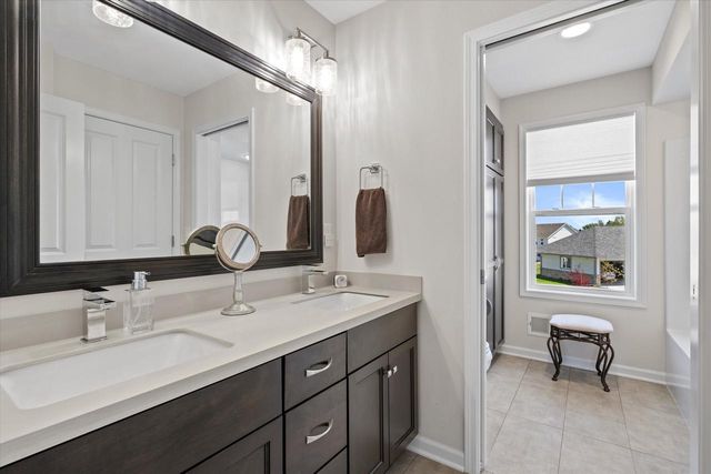 N82W5028 Tern TERRACE, Cedarburg, WI 53012