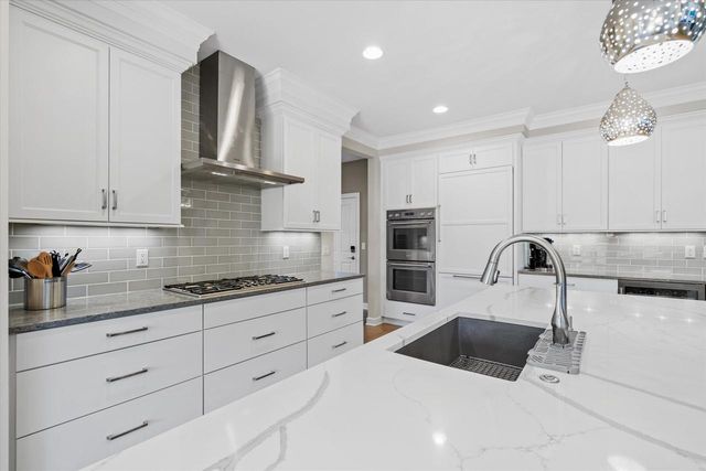 N82W5028 Tern TERRACE, Cedarburg, WI 53012