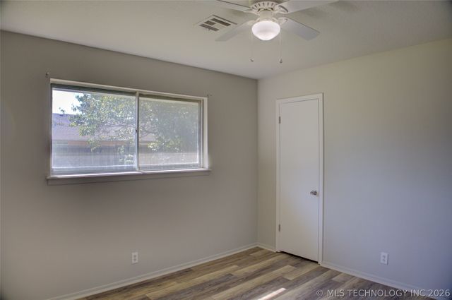 539 Meadowood Drive, Broken Arrow, OK 74011