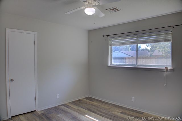 539 Meadowood Drive, Broken Arrow, OK 74011