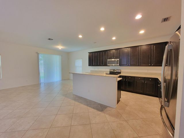 183 Rudder Cay Way, Jupiter, FL 33458