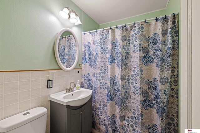 2709 Franklin Street, Bellevue, NE 68005