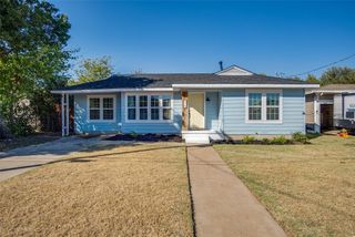 910 Norton Street, Weatherford, TX 76086