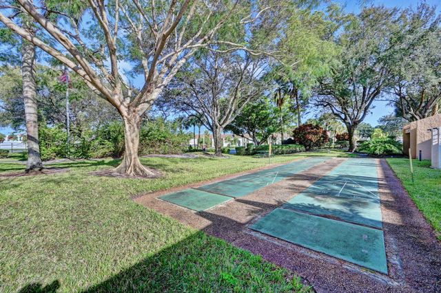 6048 Coral Lake Drive, Margate, FL 33063