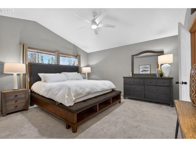 328 Nw FREEMAN Ave, Hillsboro, OR 97124