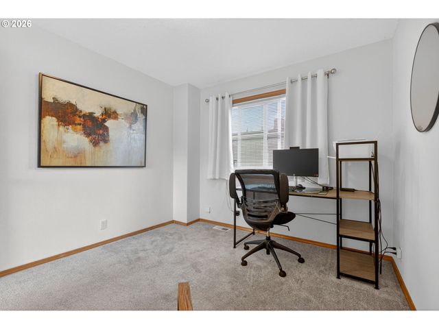 328 Nw FREEMAN Ave, Hillsboro, OR 97124