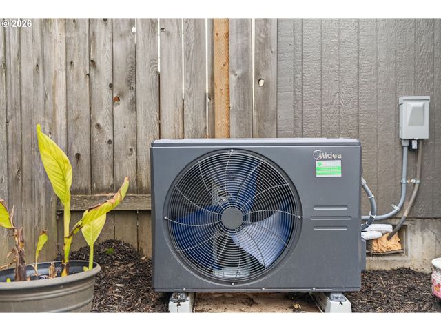 328 Nw FREEMAN Ave, Hillsboro, OR 97124