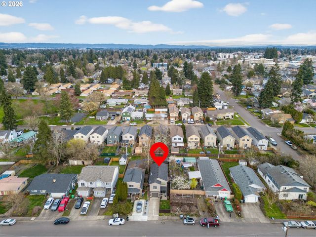 328 Nw FREEMAN Ave, Hillsboro, OR 97124