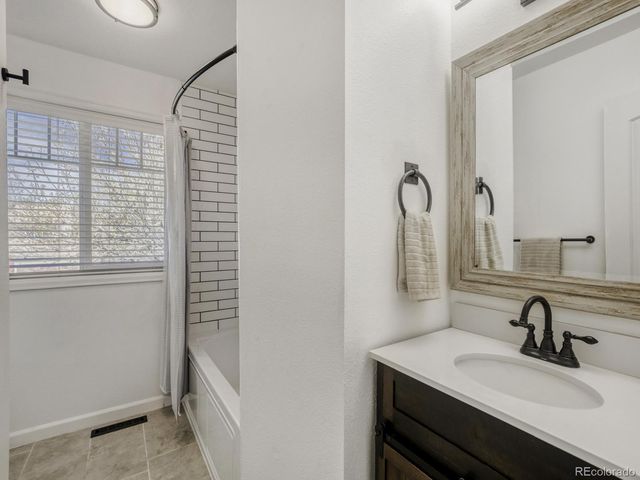 717 Elliott Street, Longmont, CO 80504