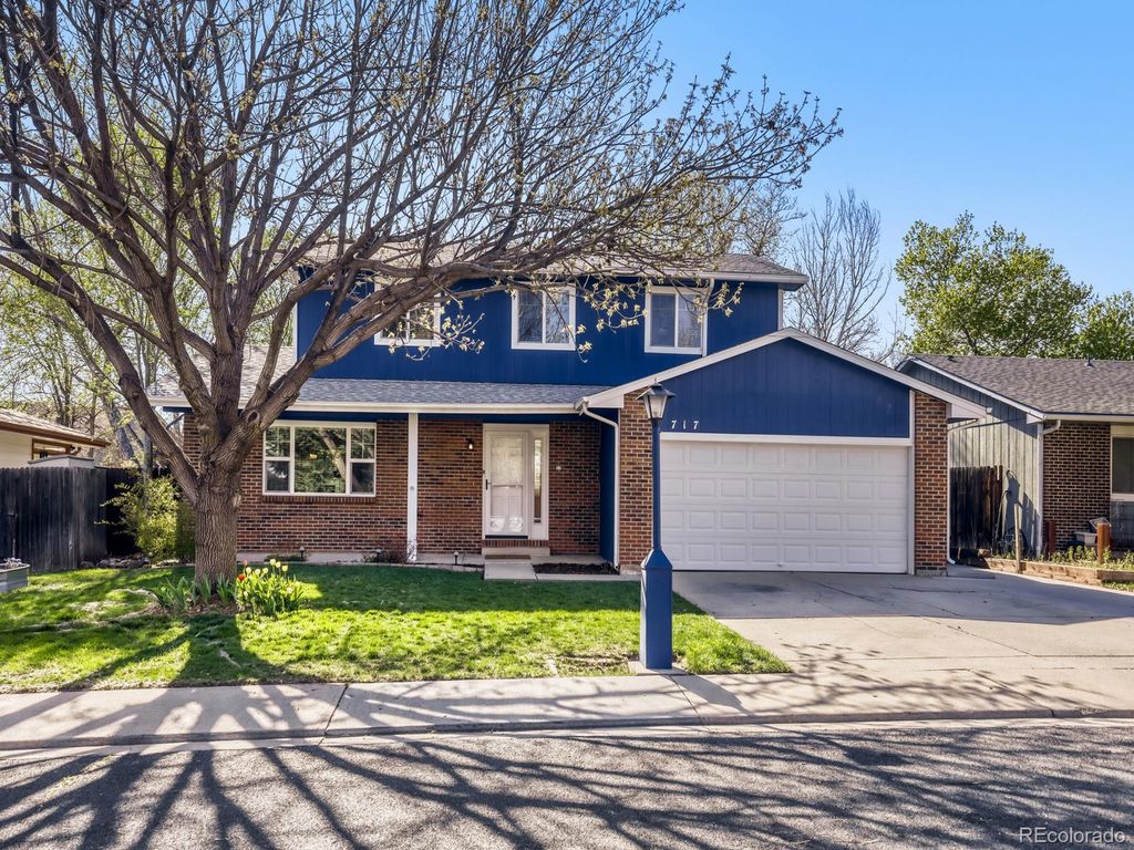 717 Elliott Street, Longmont, CO 80504