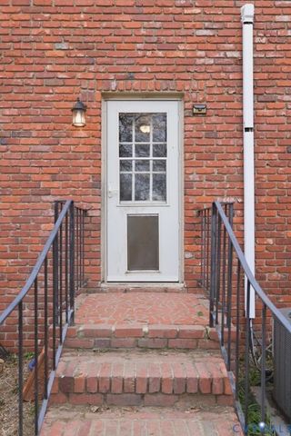 405 Canterbury St, Hopewell, VA 23860