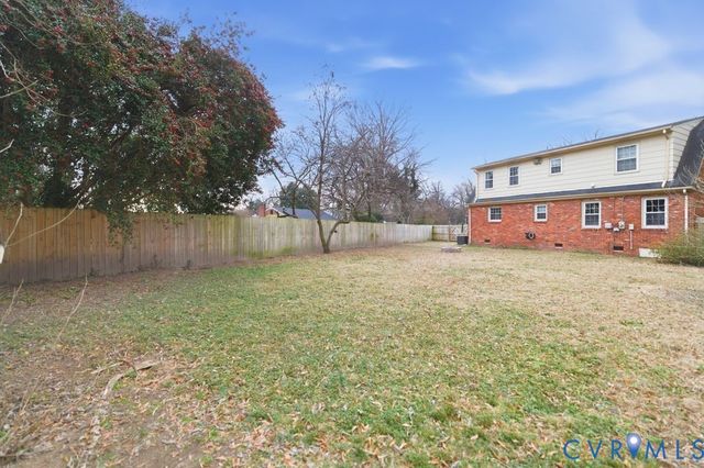 405 Canterbury St, Hopewell, VA 23860
