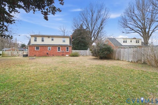 405 Canterbury St, Hopewell, VA 23860