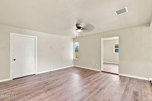 8936 Mount Delano Drive, El Paso, TX 79904