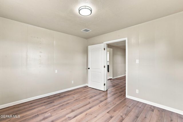 8936 Mount Delano Drive, El Paso, TX 79904