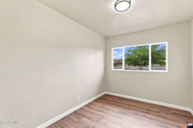 8936 Mount Delano Drive, El Paso, TX 79904