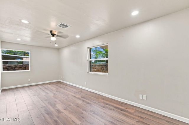 8936 Mount Delano Drive, El Paso, TX 79904