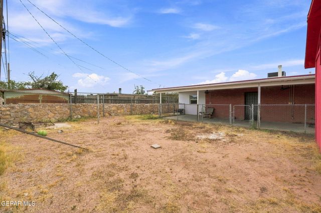 8936 Mount Delano Drive, El Paso, TX 79904