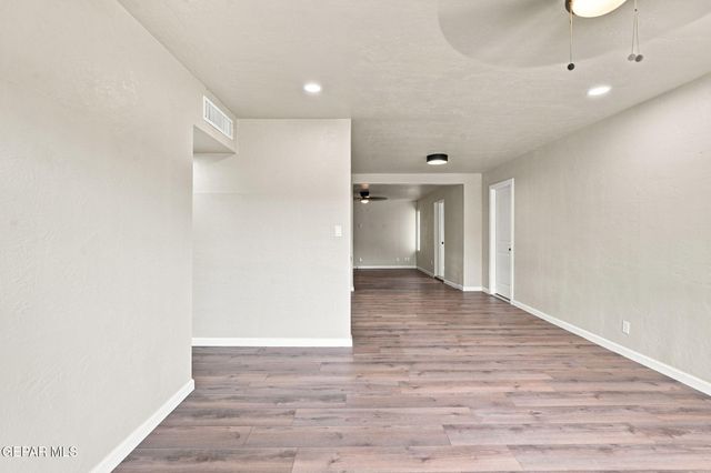 8936 Mount Delano Drive, El Paso, TX 79904