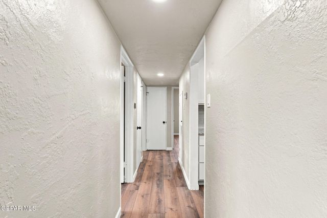 8936 Mount Delano Drive, El Paso, TX 79904