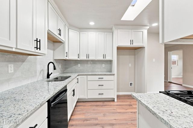 8936 Mount Delano Drive, El Paso, TX 79904
