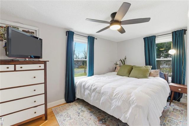 9000 W 49TH Street, Merriam, KS 66203