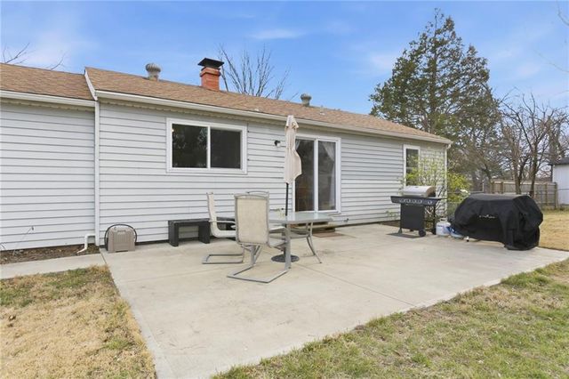 9000 W 49TH Street, Merriam, KS 66203