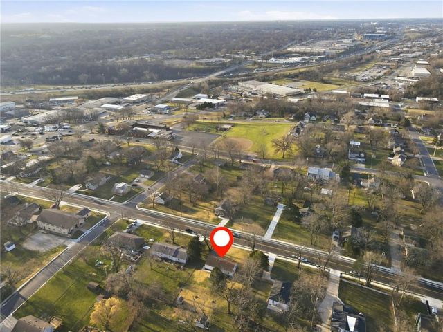 9000 W 49TH Street, Merriam, KS 66203