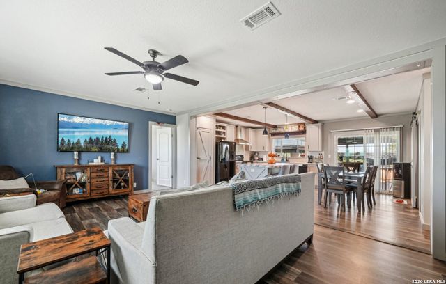 5750 FM 541, Floresville, TX 78114