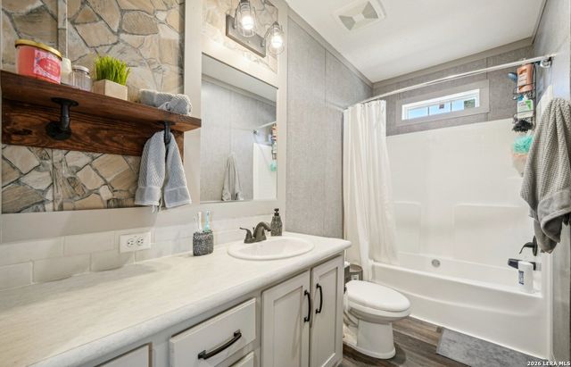 5750 FM 541, Floresville, TX 78114