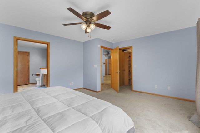 1325 S WESTHAVEN DRIVE, Oshkosh, WI 54904