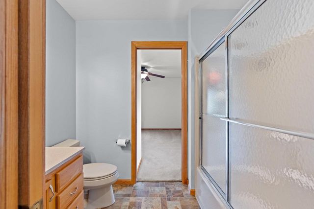 1325 S WESTHAVEN DRIVE, Oshkosh, WI 54904