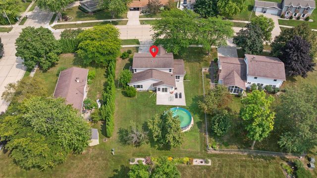 1325 S WESTHAVEN DRIVE, Oshkosh, WI 54904
