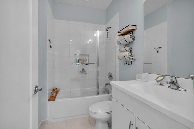9712 Celtic Sea Lane, Delray Beach, FL 33446