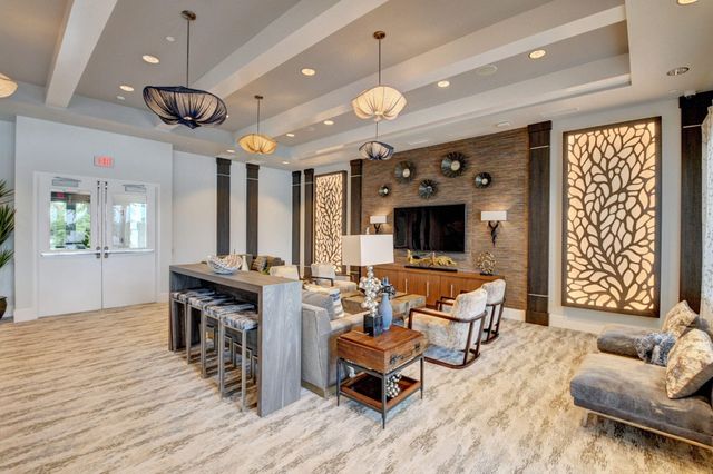 9712 Celtic Sea Lane, Delray Beach, FL 33446