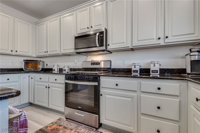 3764 Prairie Orchid Avenue, North Las Vegas, NV 89081