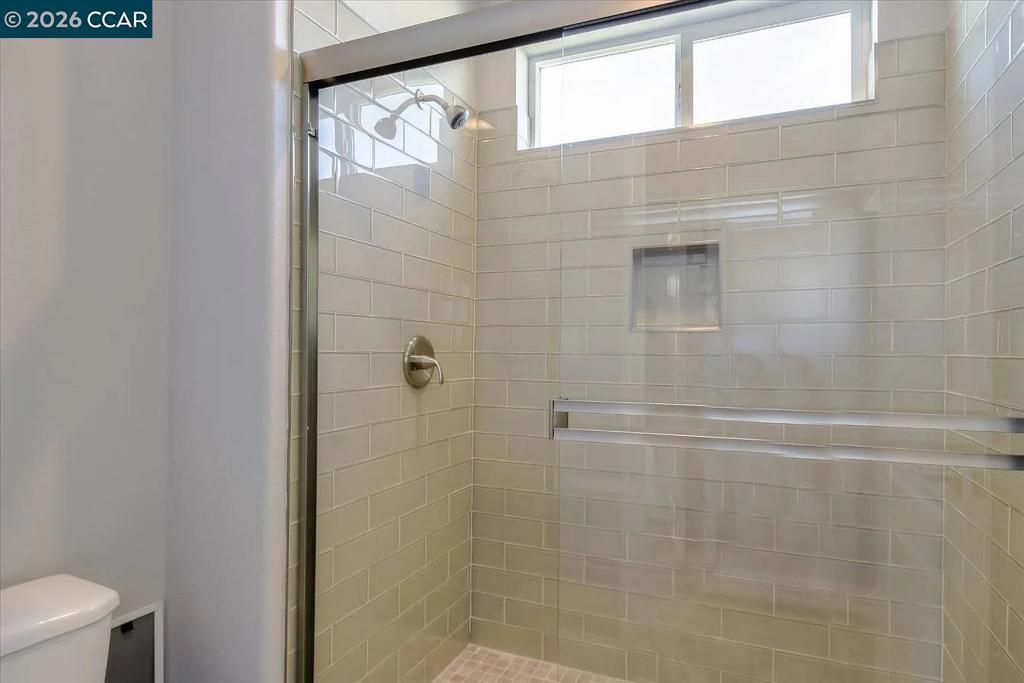 Image 18 of property listing at 9 9 Shoal Dr, Daly City, CA 94014