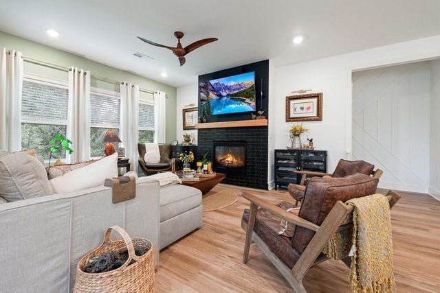 409 Mcdaniel Place, Canton, GA 30115