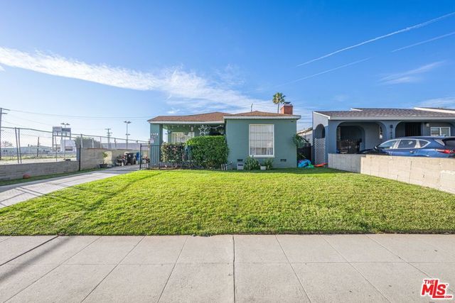 1834 W 87th Street, Los Angeles, CA 90047