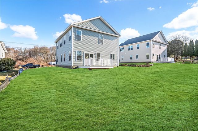 62 Daytona Avenue, Narragansett, RI 02882