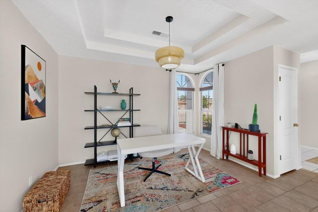 2512 Cabezon Drive NE, Rio Rancho, NM 87144