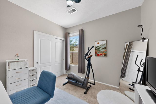 2512 Cabezon Drive NE, Rio Rancho, NM 87144