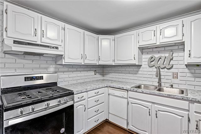 4120 Heather Drive, Clarence, NY 14221