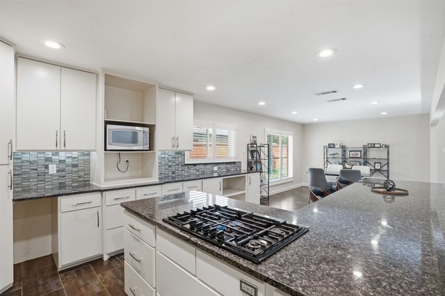 11411 Park Central Place, Dallas, TX 75230